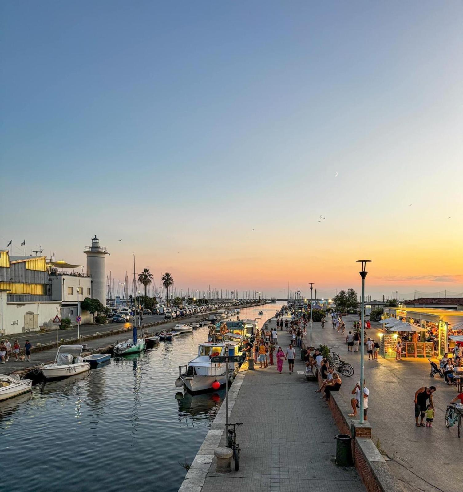 Appartamento Orizzonte Viareggio Exteriér fotografie